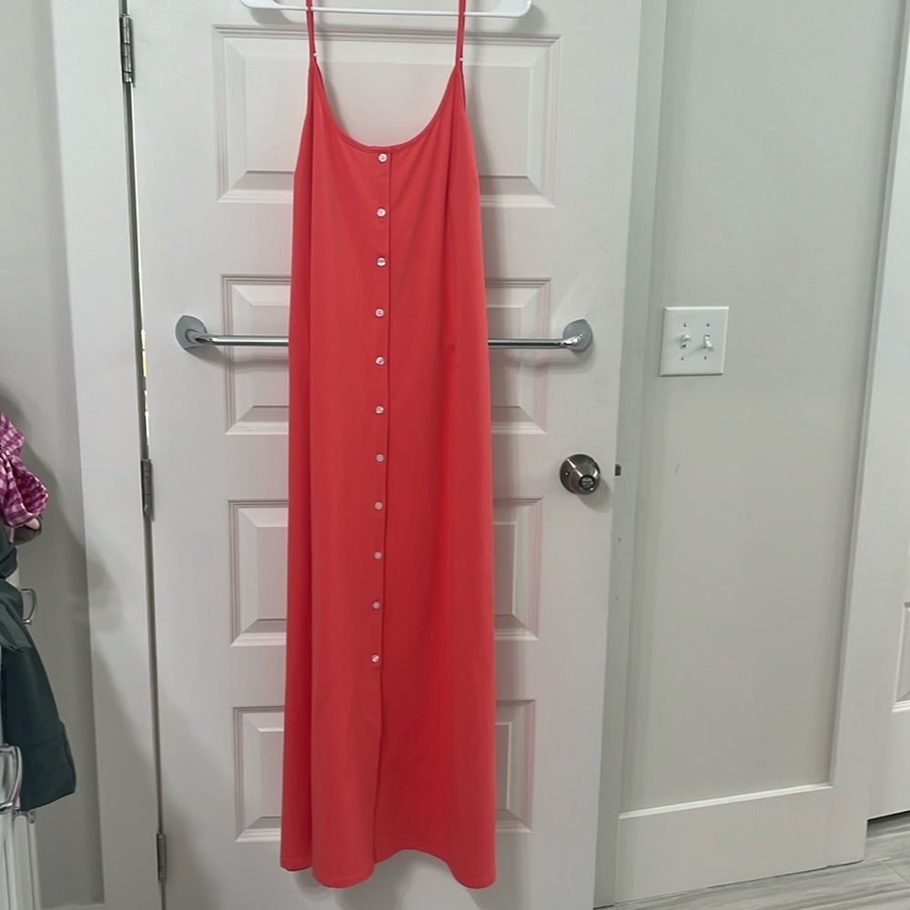 NWT Victoria Dunn strappy maxi button front dress in beautiful coral